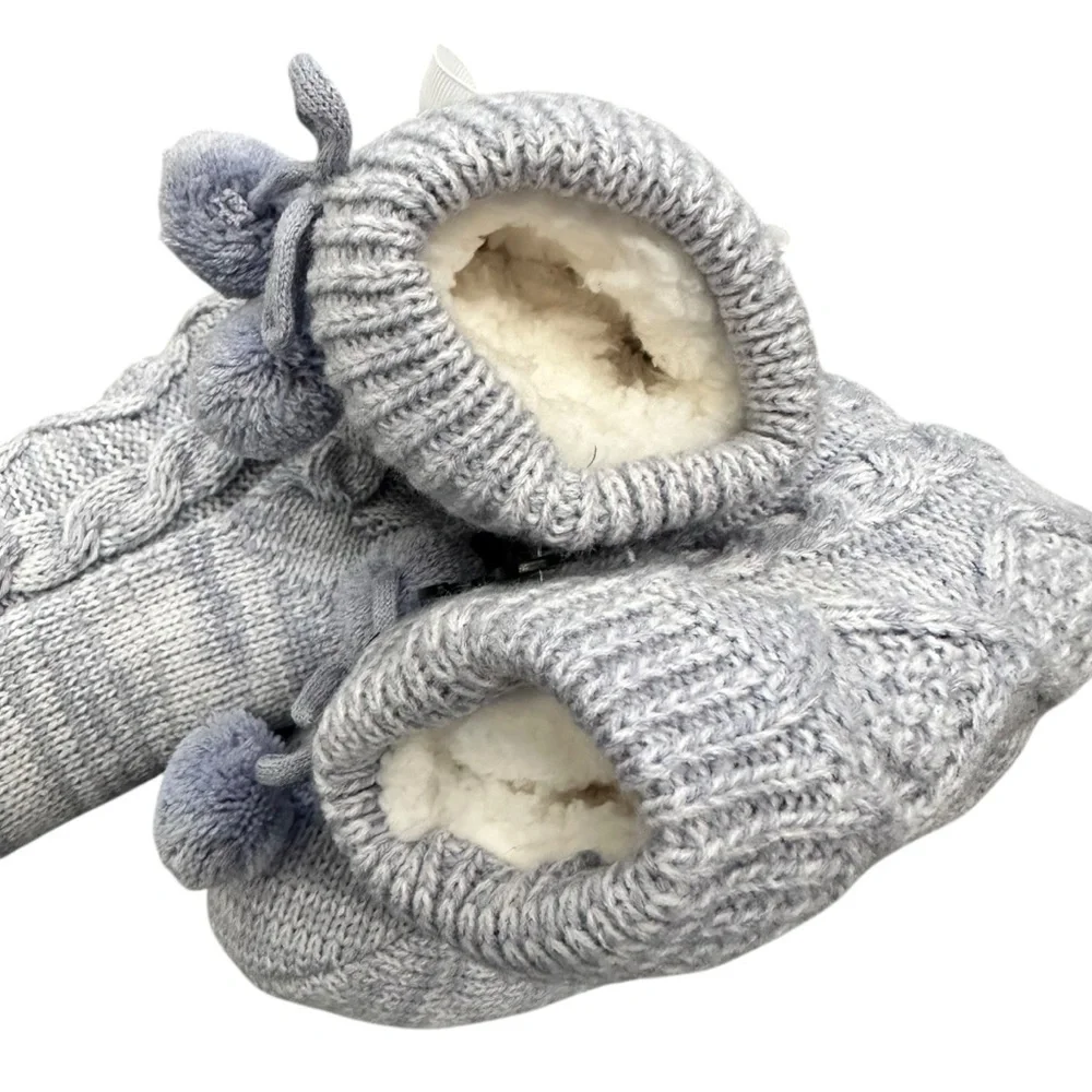 UGG Pom Pom Fleece Lined‎ Crew Socks Purple Gray NWT Size 9-11